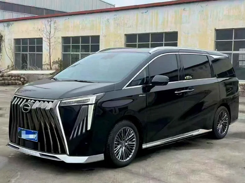 传祺M8 后面外观三