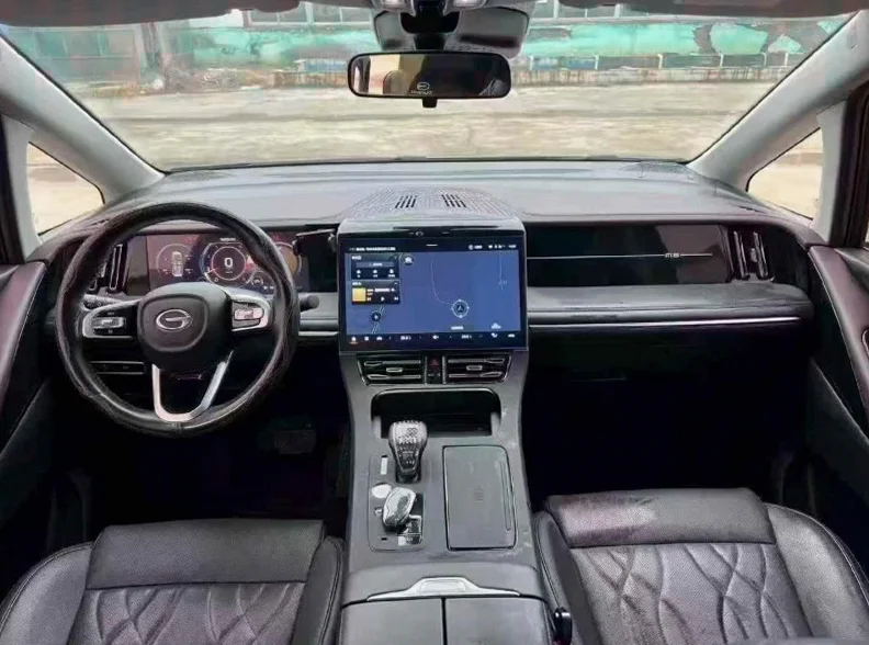 传祺M8 后面外观二