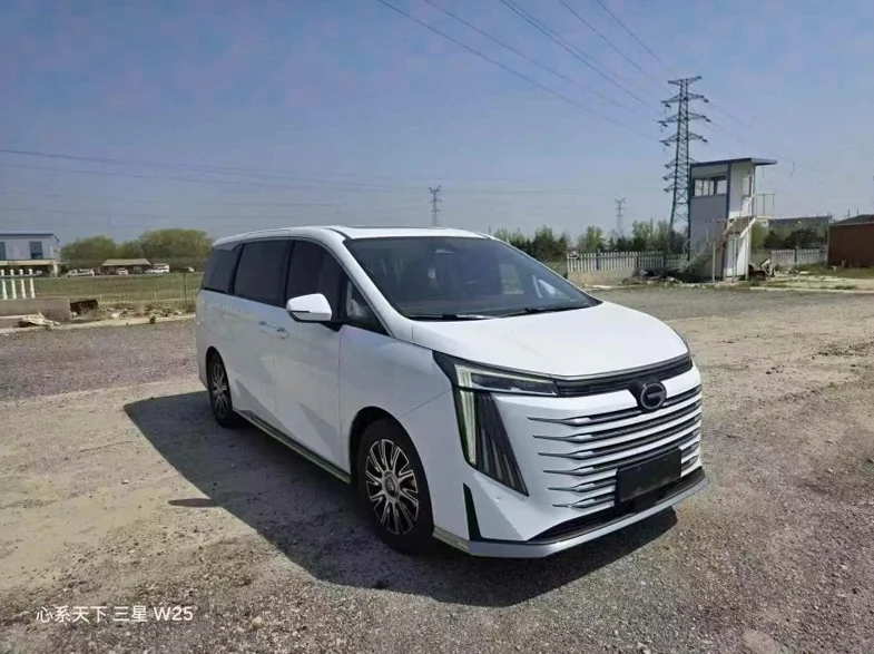 传祺E9 正面外观三