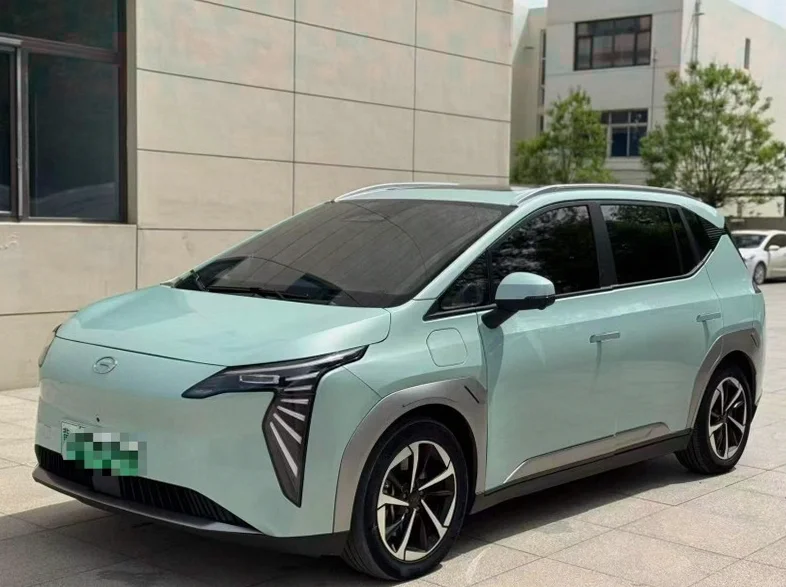 传祺埃安Y 正面外观二