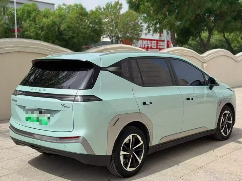 传祺埃安Y 内饰后排