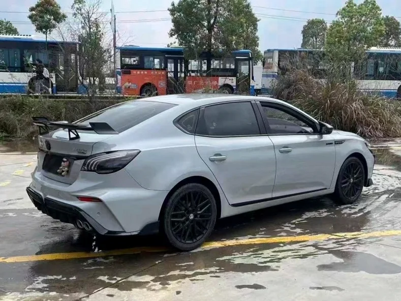 名爵6 内饰后排