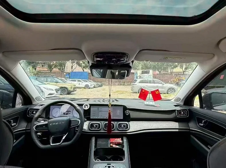 奇瑞瑞虎 后面外观一