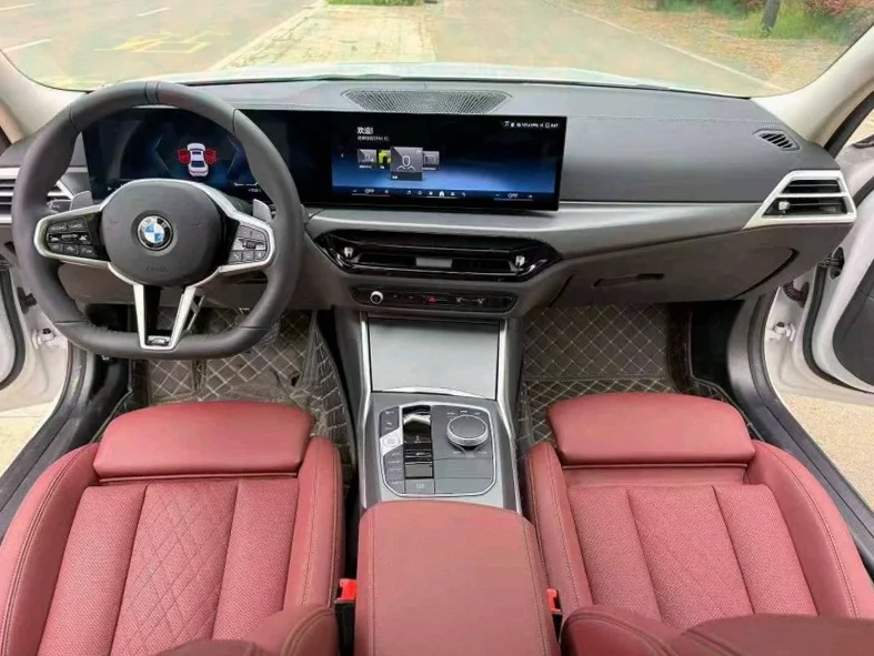 宝马3系 内饰前排