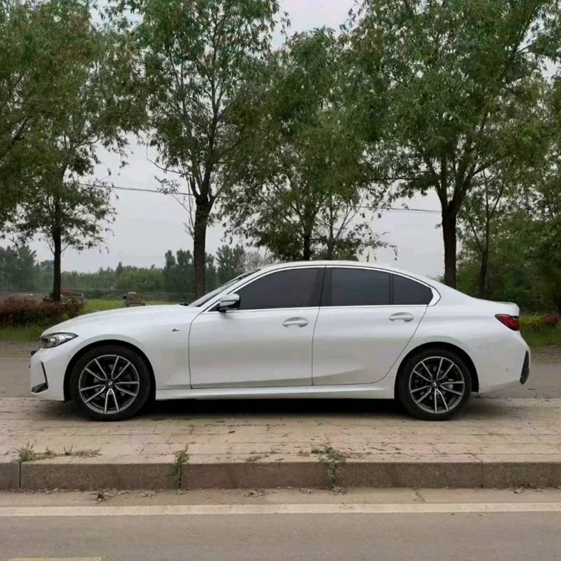 宝马3系 后面外观三