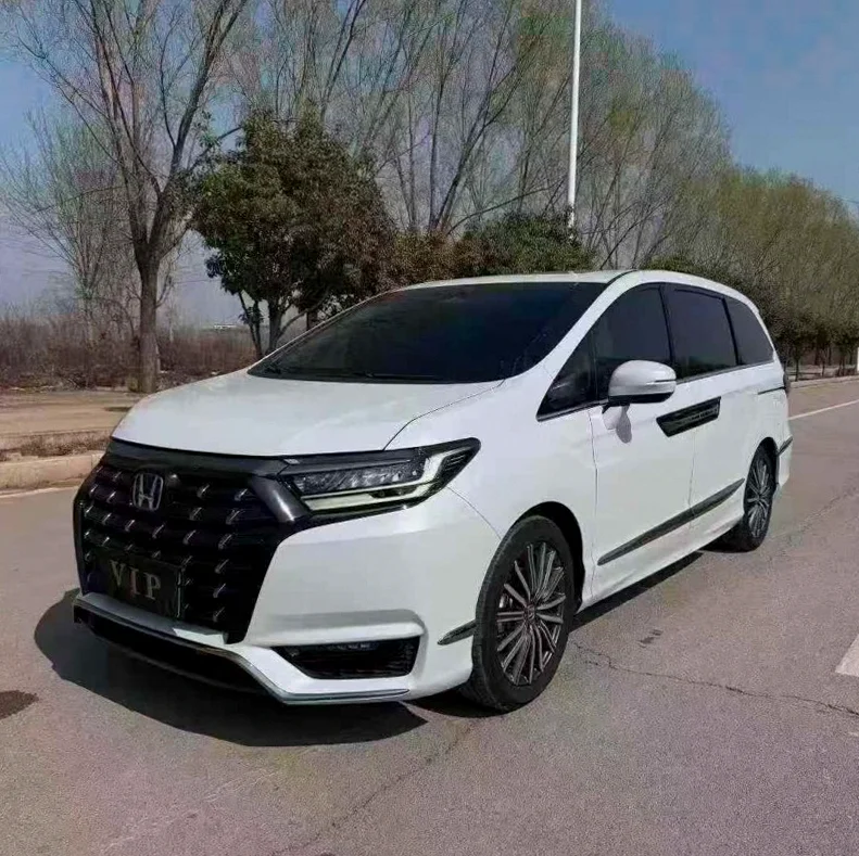 本田艾力绅 正面外观三