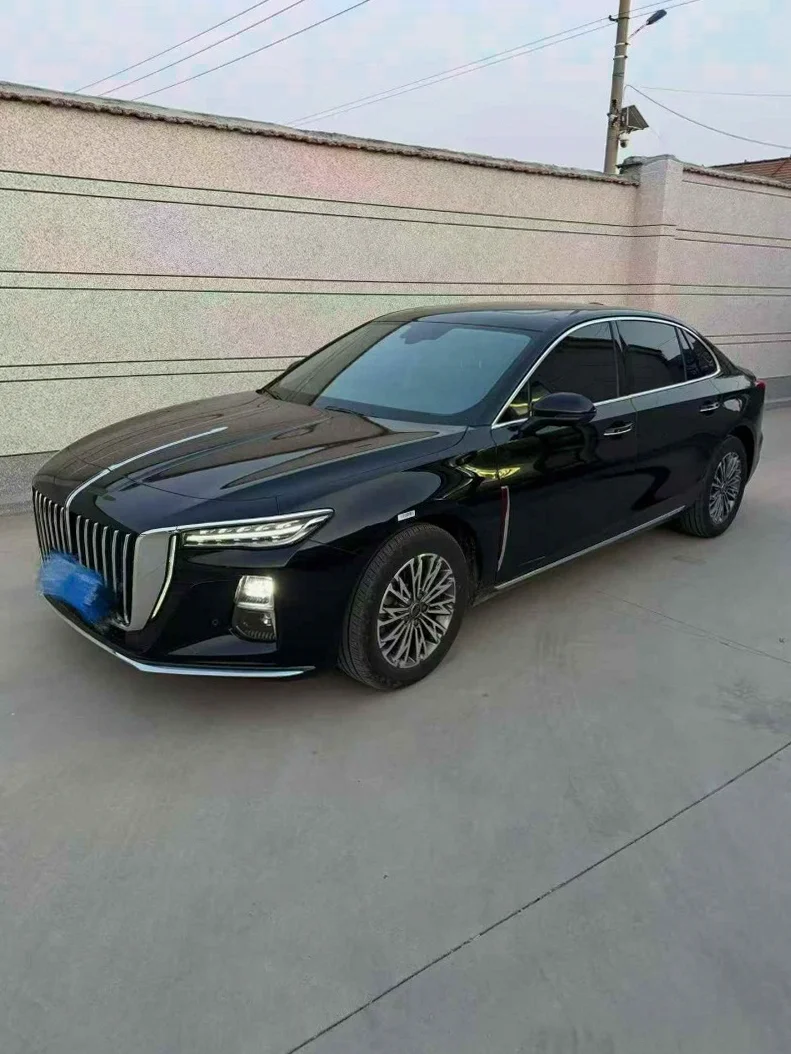 红旗H5 正面外观二