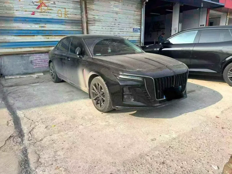 红旗H5 后面外观二