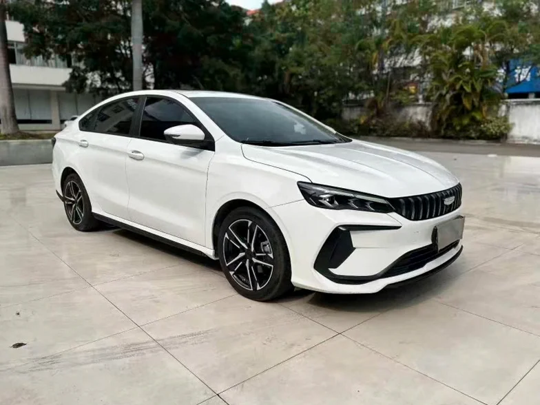 吉利缤瑞 正面外观三