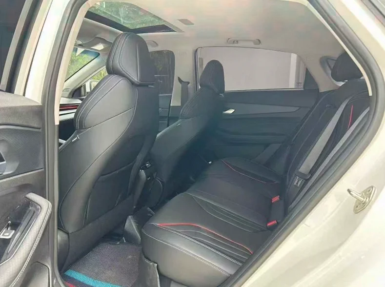 吉利缤瑞 后面外观三