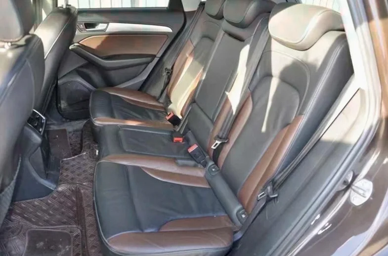 奥迪Q5 后面外观二