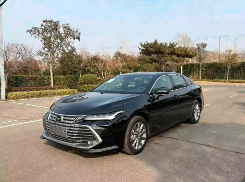 丰田亚洲龙 正面外观二