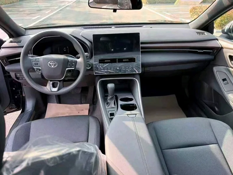 丰田亚洲龙 后面外观二