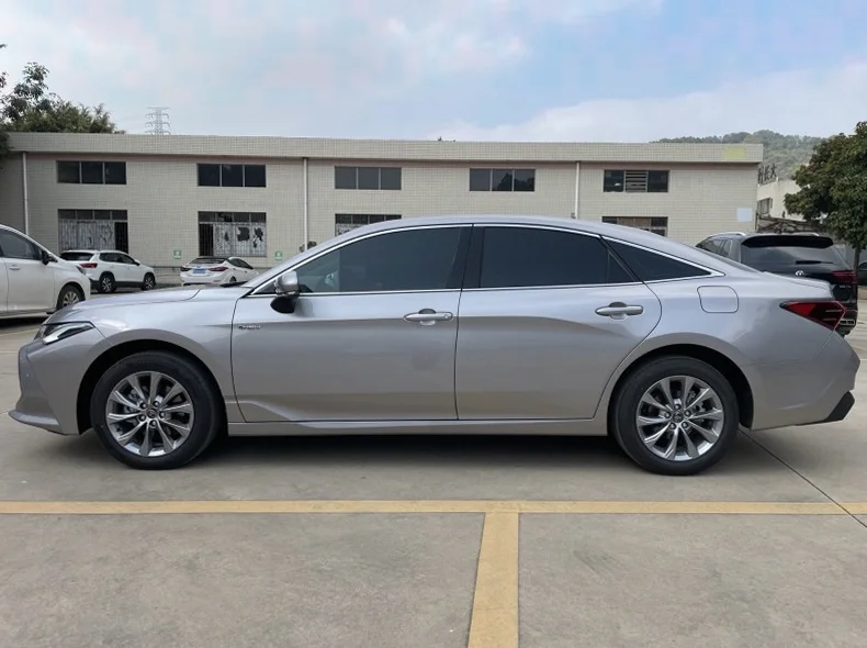 丰田亚洲龙 正面外观三