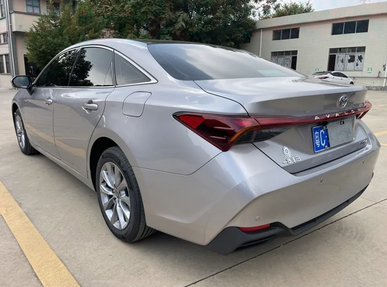 丰田亚洲龙 后面外观二