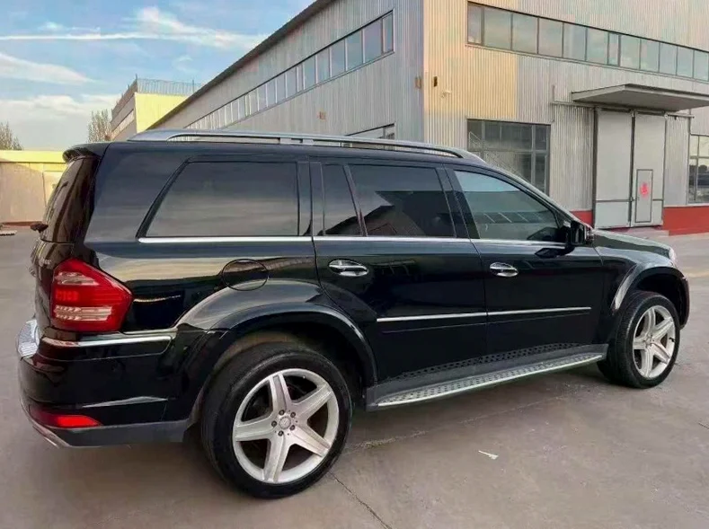 奔驰GL 内饰后排