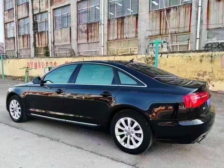 奥迪A6L 内饰前排