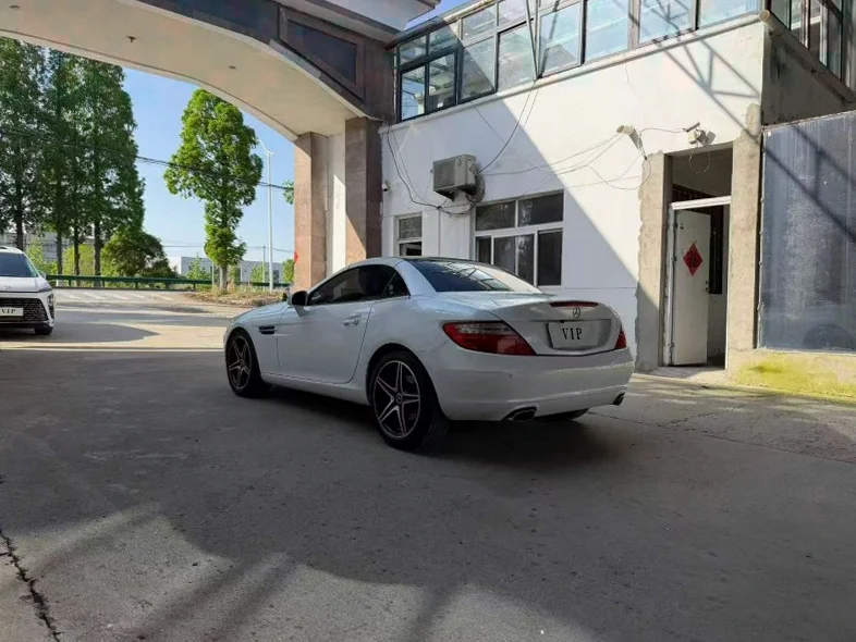 奔驰SLK 内饰后排