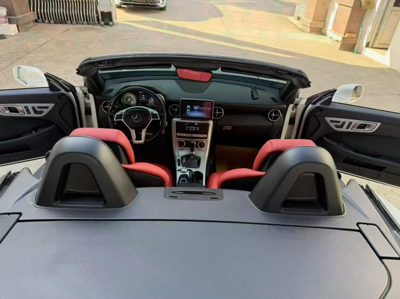 奔驰SLK 后面外观二