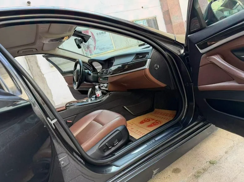 宝马5系 后面外观三