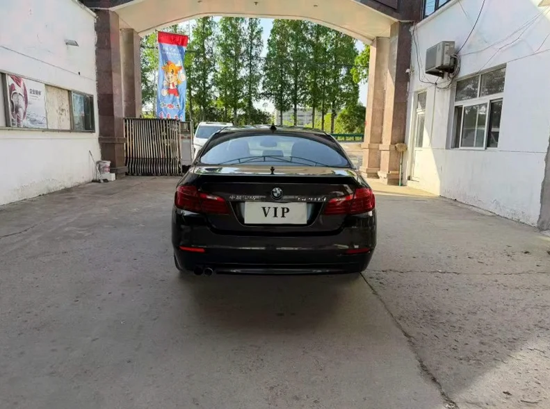 宝马5系 驾驶室