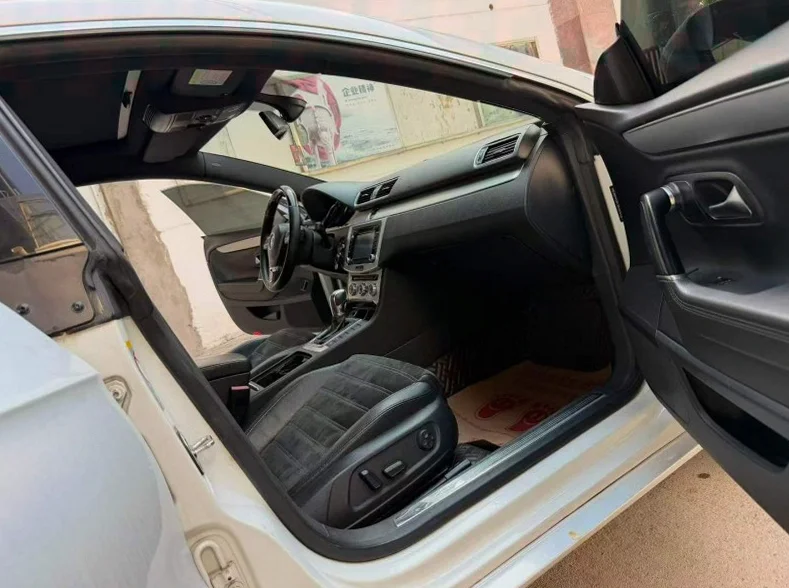 大众CC 后面外观三