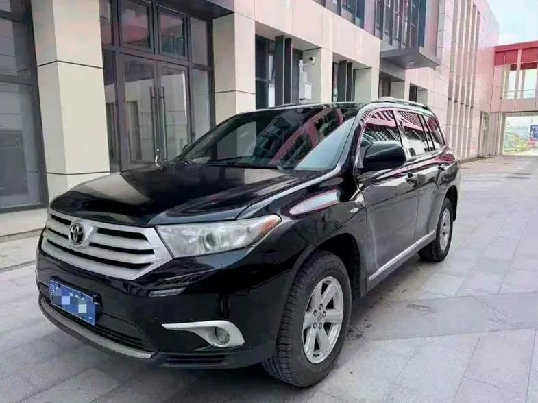 丰田汉兰达 正面外观二