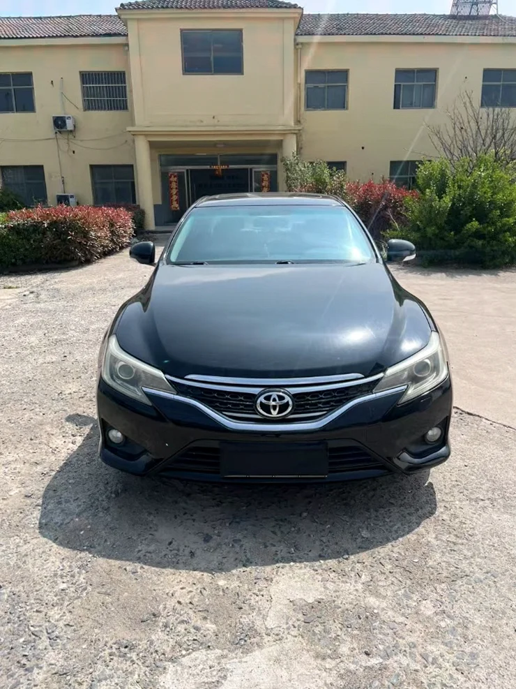 14年丰田锐志2.5V6