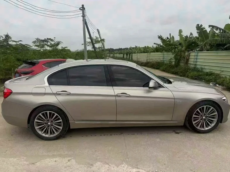 宝马3系 内饰前排