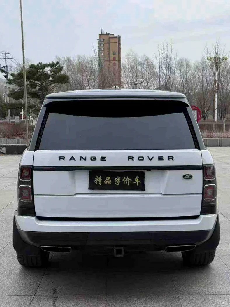 路虎揽胜行政 后面外观二