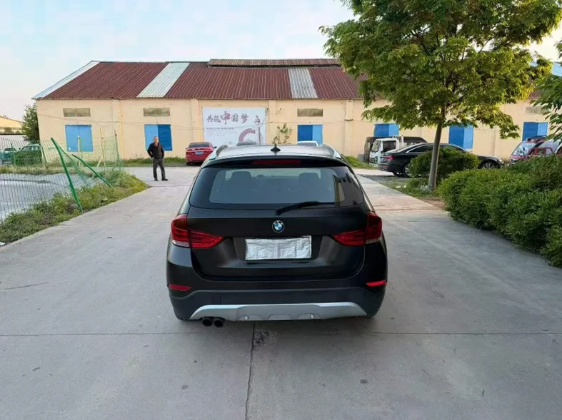 X1宝马 驾驶室