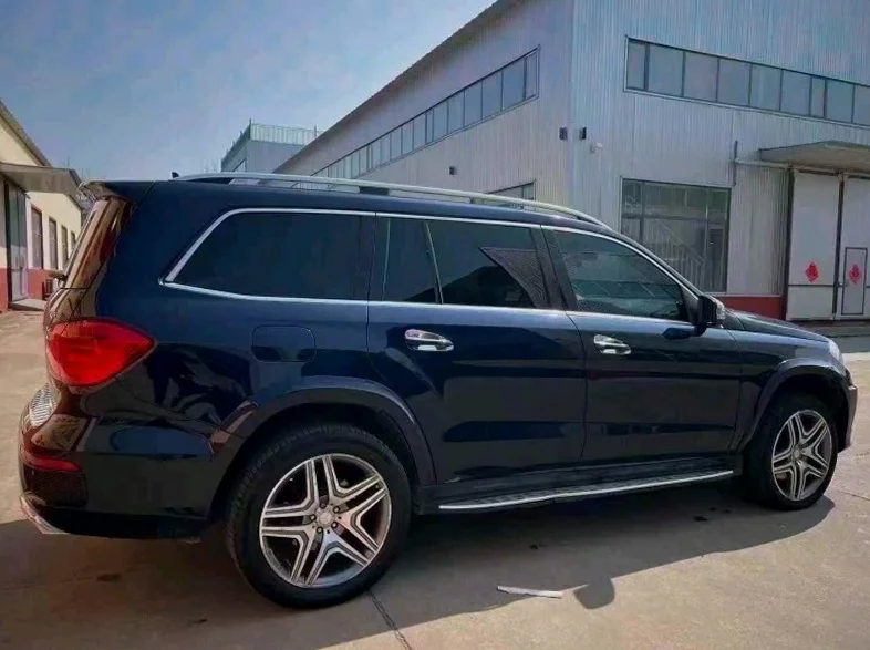 奔驰GL 内饰前排