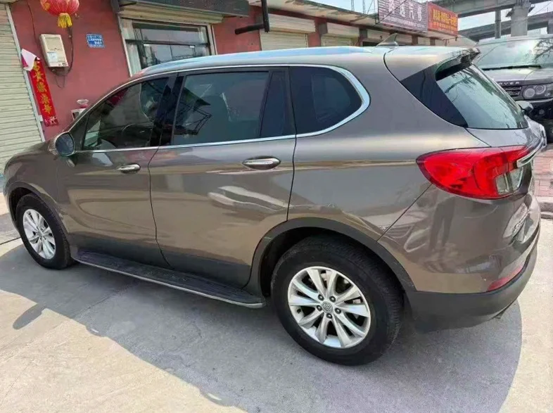 别克昂科威 内饰前排