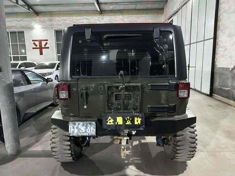 Jeep牧马人 驾驶室