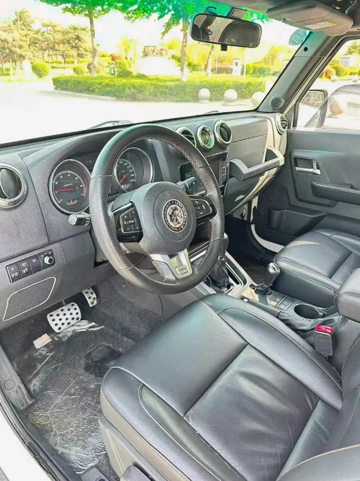 北京BJ40 后面外观二