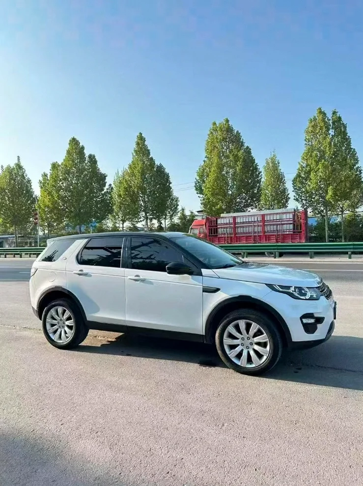 路虎发现神行(进口) 正面外观二