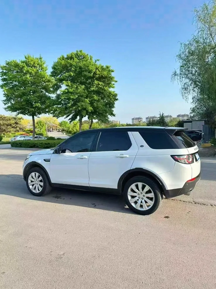 路虎发现神行(进口) 后面外观一