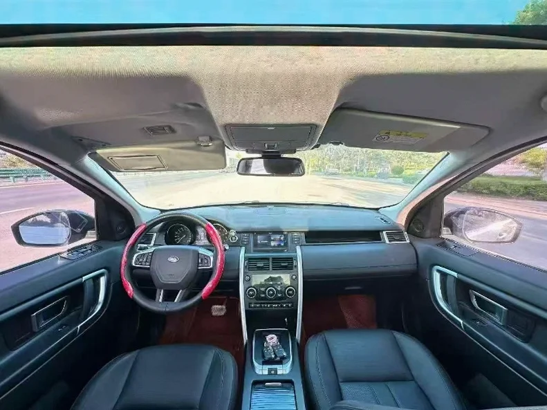 路虎发现神行(进口) 内饰前排