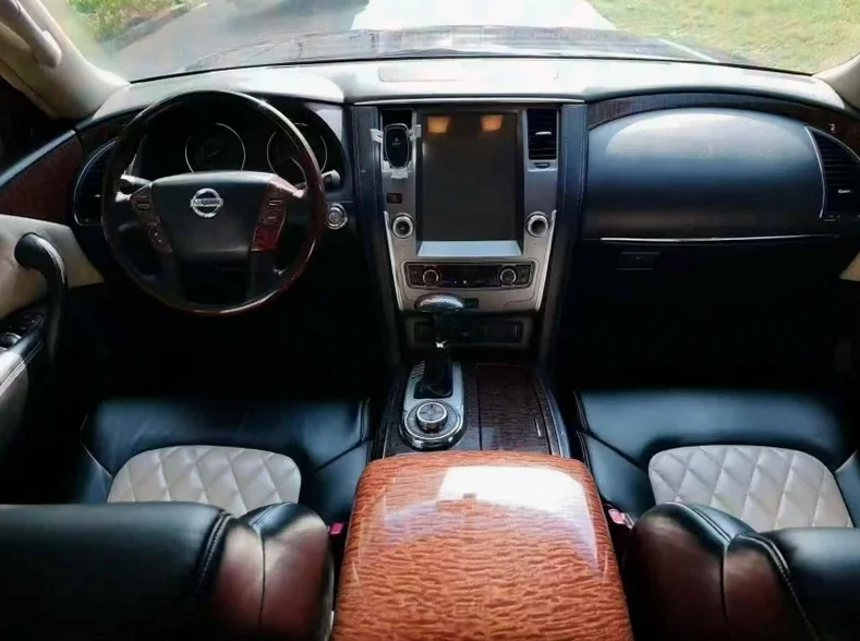 日产途乐 后面外观二