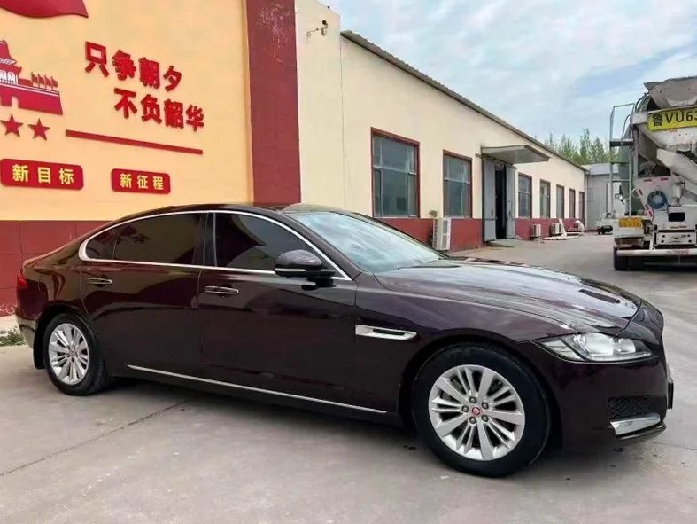 捷豹XFL 正面外观三