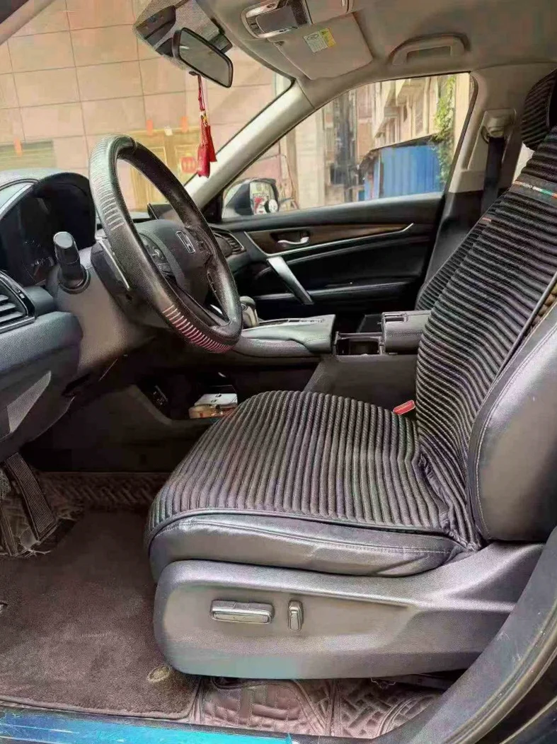 本田冠道 后面外观三