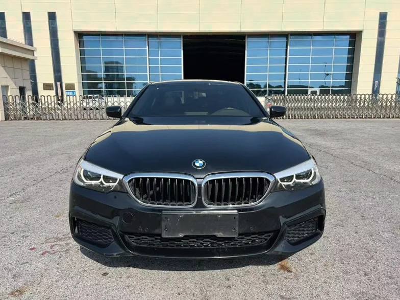 20年宝马525Li 2.0T豪华版