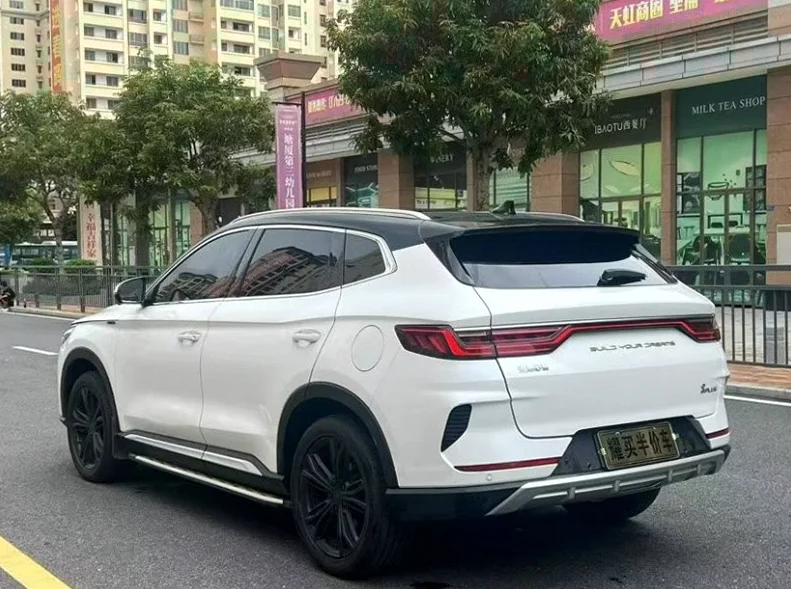 比亚迪宋 内饰前排