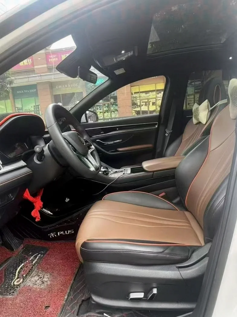 比亚迪宋 后面外观一