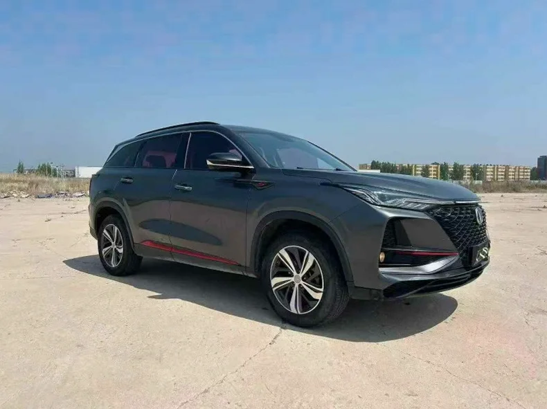 长安汽车CS75 正面外观三