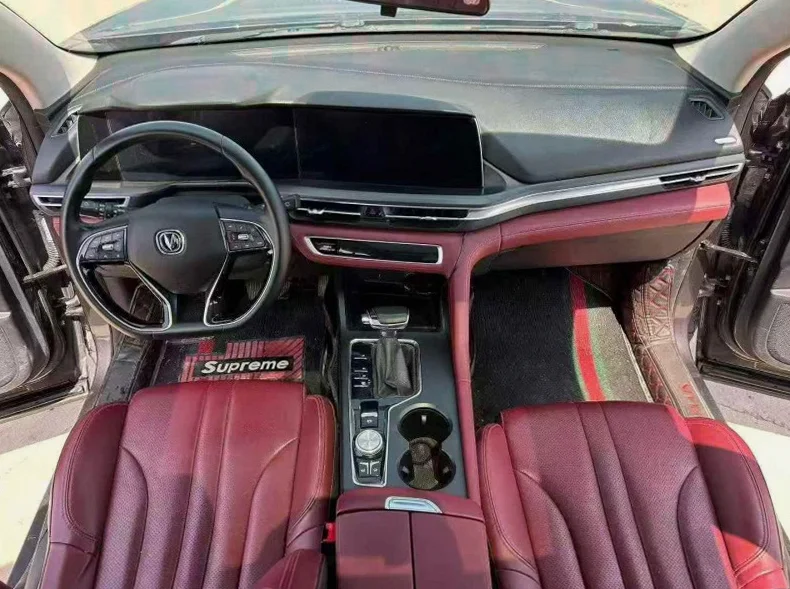 长安汽车CS75 后面外观一