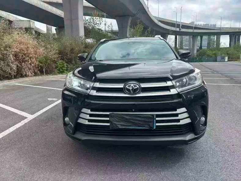 20年丰田汉兰达2.0T四驱尊贵版