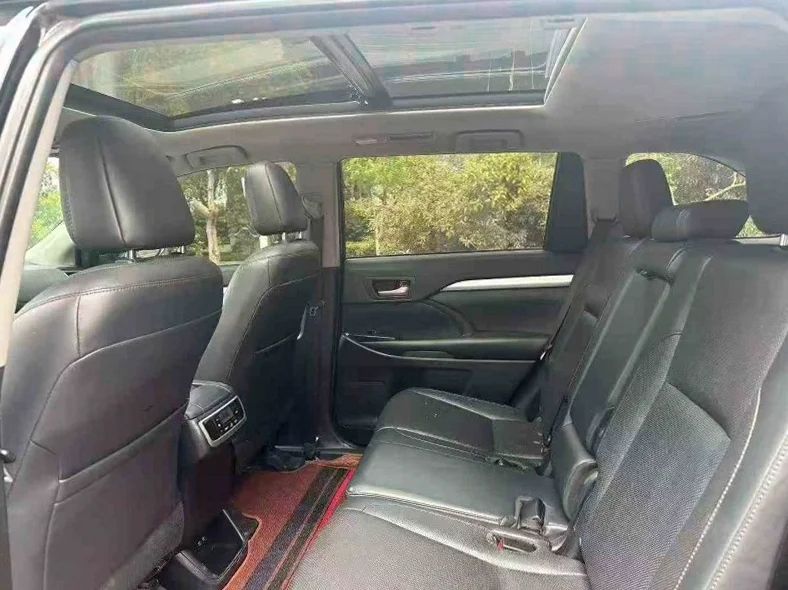 丰田汉兰达 后面外观三