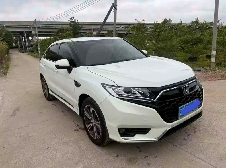 本田URV 正面外观二