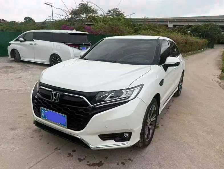 本田URV 正面外观三